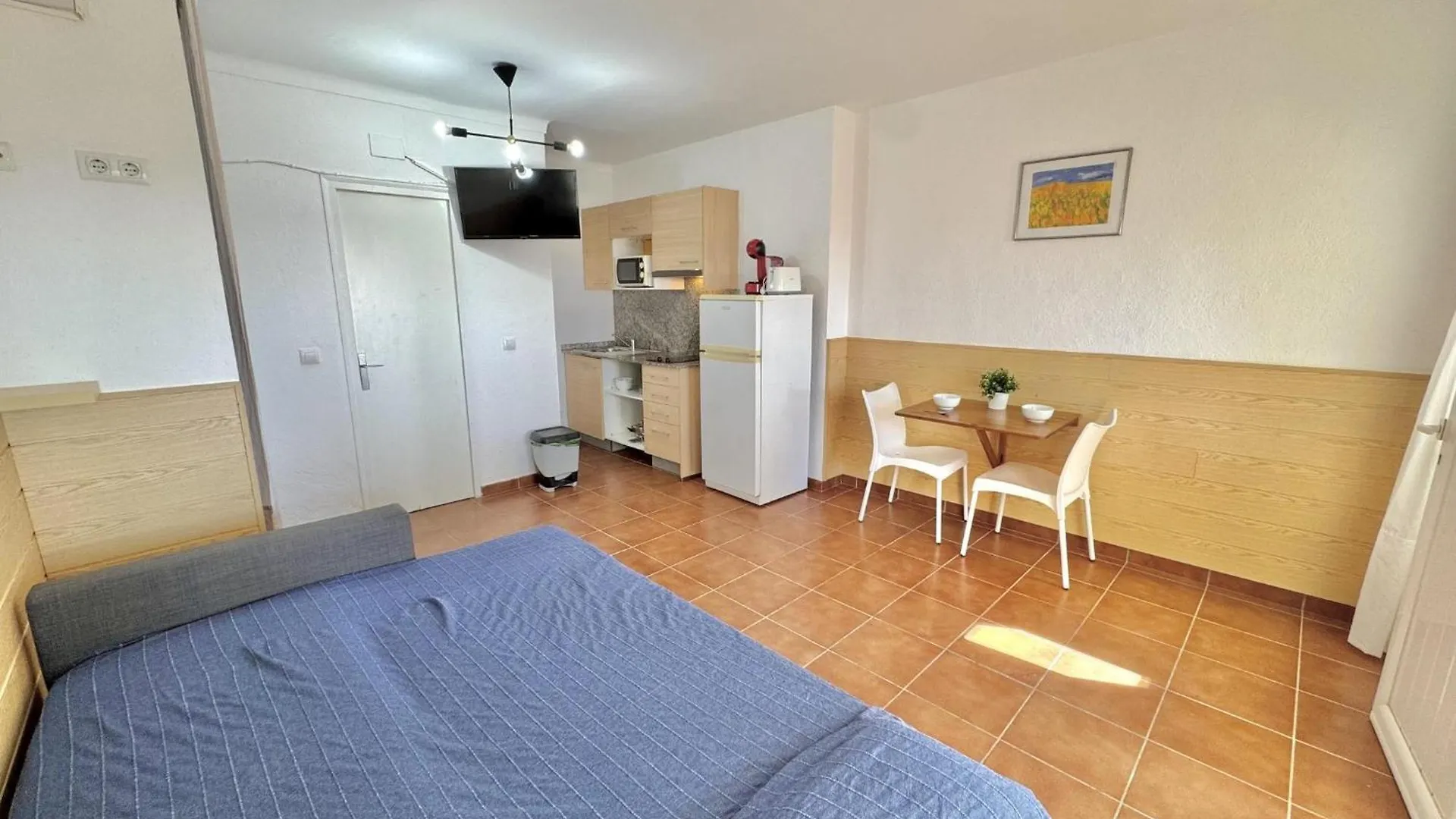 Almadrague Studio 20 Roses Apartment